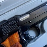 Browning Hi Power - 2 of 7