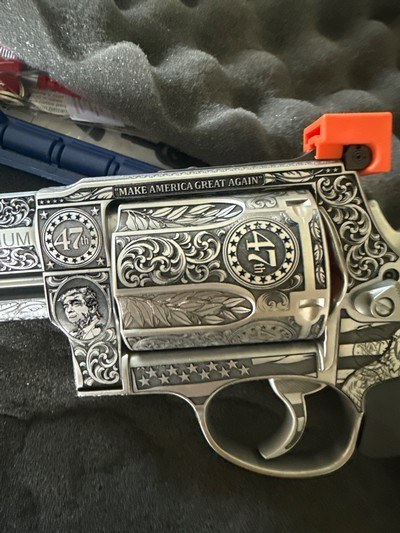 Smith Wesson M500 Trump 47