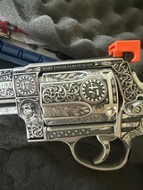 Smith Wesson M500 Trump 47 - 1 of 8