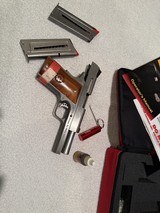 NOS - Coonan Compact 4