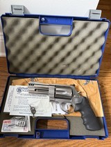 S&W Model 500 Magnum 4