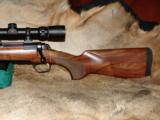 ABSOLUTELY MINT LEFT HAND LH BROWNING X-BOLT 243 WIN RIFLE WITH LEUPOLD VX-L 3.5-10 50MM SCOPE - 5 of 12