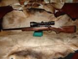 ABSOLUTELY MINT LEFT HAND LH BROWNING X-BOLT 243 WIN RIFLE WITH LEUPOLD VX-L 3.5-10 50MM SCOPE - 1 of 12