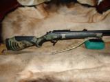 THOMPSON CENTER 50 CALIBER BONE COLLECTOR REAL TREE CAMO MINTY CONDITION - 2 of 12