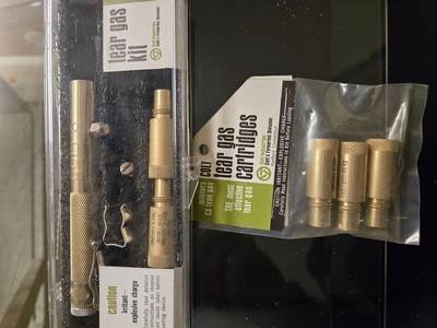 Colt Tear Gas Kit and Extra cartriges - Image 2 of 2