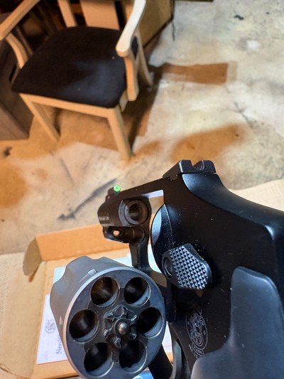 Smith & Wesson 432 UC Ultimate Carry Ti No Lock .32 H&R J Frame - Excellent - Image 11 of 11