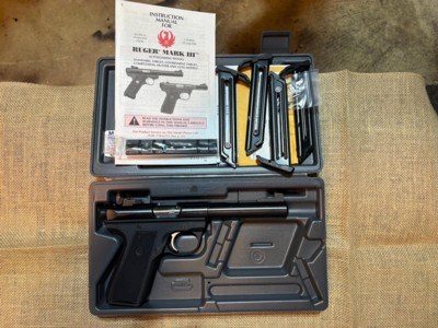 Ruger Mark III .22LR 5.5” Bull Barrel – Excellent – 4 Magazines – Box - Image 1 of 6