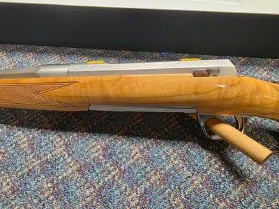 NIB Browning X Bolt 2 White Gold Medallion Maple Stock RARE 280 Rem. Octagon Barrel Super Wood - Image 4 of 15