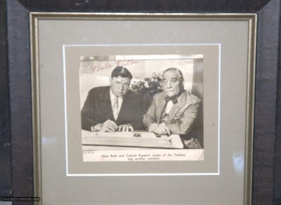 ORIGINAL BABE RUTH SIGNATURE ON NEWSPAPER PHOTOGRAPH