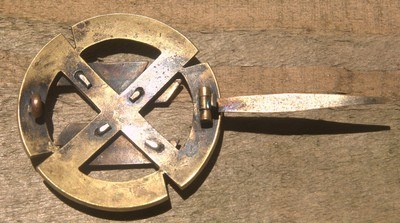 SS GERMANIC PROFICIENCY RUNES BADGE - Image 2 of 3