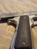 Colt 1911 Govt. - 4 of 15