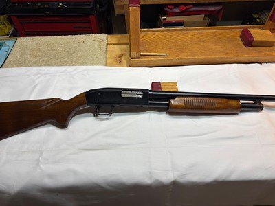 WESTERN FIELD PUMP ACTION SHOTGUN