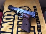 Smith & Wesson model 41 .22 - 1 of 9