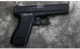 Glock ~ 17 ~ 9mm Luger