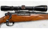 Weatherby ~ Mark V Deluxe ~ .300 Weatherby Magnum - 3 of 10