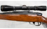 Weatherby ~ Mark V Deluxe ~ .300 Weatherby Magnum - 7 of 10