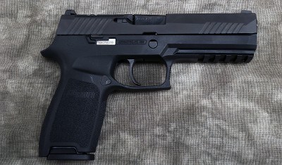 SIG SAUER
P320
9MM LUGER