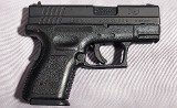 SPRINGFIELD ARMORY ~ XD-40 ~ .40 S&W