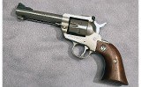 RUGER ~ NEW MODEL SINGLE-SIX ~ .22LR/.22MAG - 3 of 5
