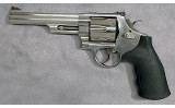 SMITH & WESSON ~ 629-6 ~ .44 REMINGTON - 2 of 4