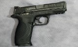 SMITH & WESSON ~ M&P40 ~ .40 S&W - 1 of 3
