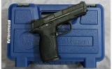 SMITH & WESSON ~ M&P40 ~ .40 S&W - 3 of 3