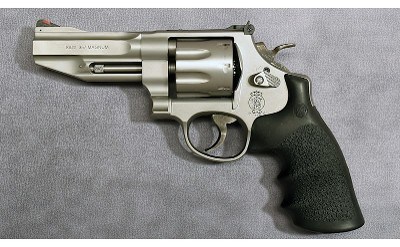 SMITH & WESSON ~ 627-5 ~ .357 MAGNUM - Image 2 of 3
