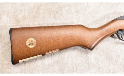 MARLIN ~ 70P ~ DU ~ .22 LONG RIFLE - Image 2 of 11