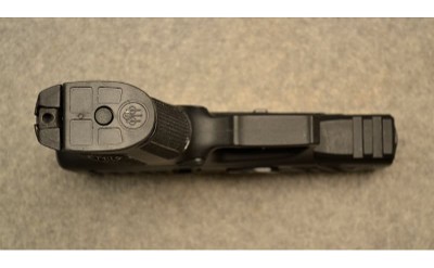 Beretta APX - Image 5 of 5