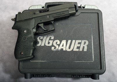 SIG SAUER ~ P220 ~ .45 AUTO - Image 1 of 5