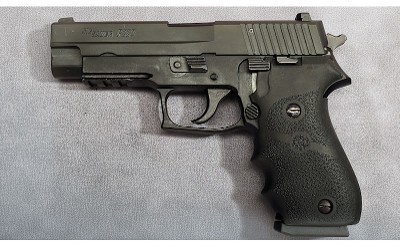 SIG SAUER ~ P220 ~ .45 AUTO - Image 4 of 5