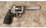 Smith & Wesson~686-5~357 magnum - 1 of 2