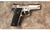 Smith & Wesson~model 659~9 mm - 1 of 2