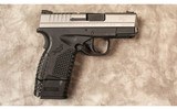 Springfield~XDS-9~9 mm - 1 of 3
