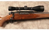 Weatherby~Mark V~270 Wby Magnum - 3 of 10