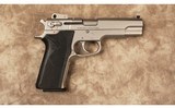 Smith & Wesson~1006~10MM - 1 of 2