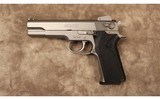 Smith & Wesson~1006~10MM - 2 of 2