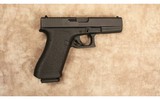 Glock~17 Classic~9 mm - 1 of 2