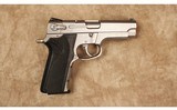 Smith & Wesson~4006~40 S&W - 1 of 2
