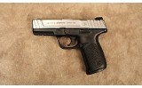 Smith & Wesson~SD40 VE~.40 S&W - 2 of 2