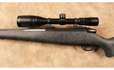 Weatherby~Mark V~7MM Remington Magnum - Image 6 of 10