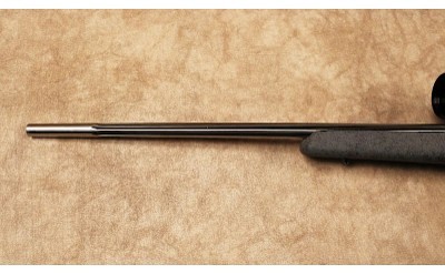 Weatherby~Mark V~7MM Remington Magnum - Image 7 of 10