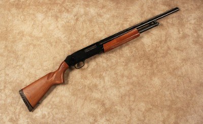 Mossberg~500~20 Gauge - Image 1 of 10