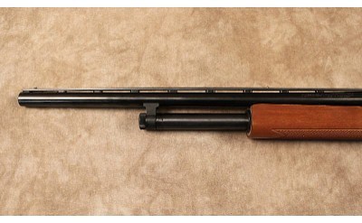 Mossberg~500~20 Gauge - Image 7 of 10