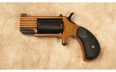 NAA~PUG~.22 Magnum - Image 2 of 2