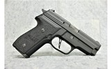 Sig Sauer ~ P229 ~ .40 S&W - 1 of 2