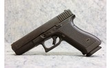 GLOCK ~ 17 GEN 2 ~ 9MM - 2 of 2