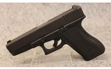 Glock ~ 17 ~ 9mm Luger - 2 of 2