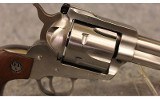 Ruger ~ New Model Blackhawk ~ .357 Magnum - 6 of 8