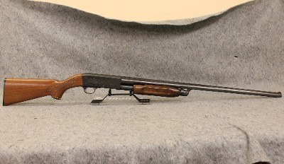 Ithaca ~ 37R Featherweight ~ 12 Gauge